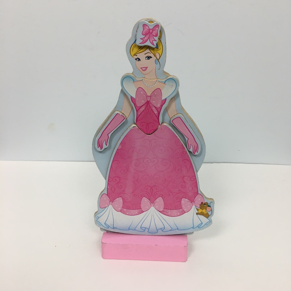 Melissa & Doug Disney's Cinderella Magnetic Dress Up Wooden Doll Play Set - Picture 6 of 7